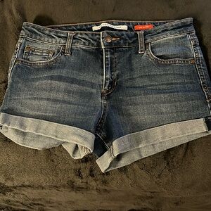 Celebrity pink jean shorts